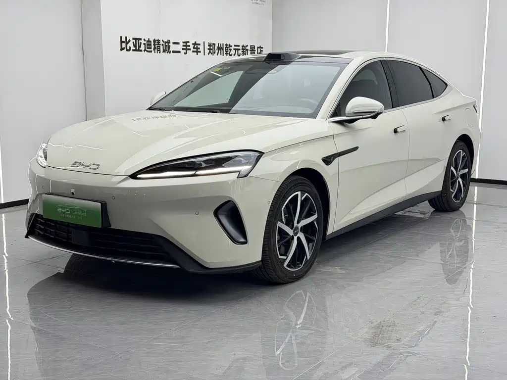 BYD Seal 07 DM-i 2025