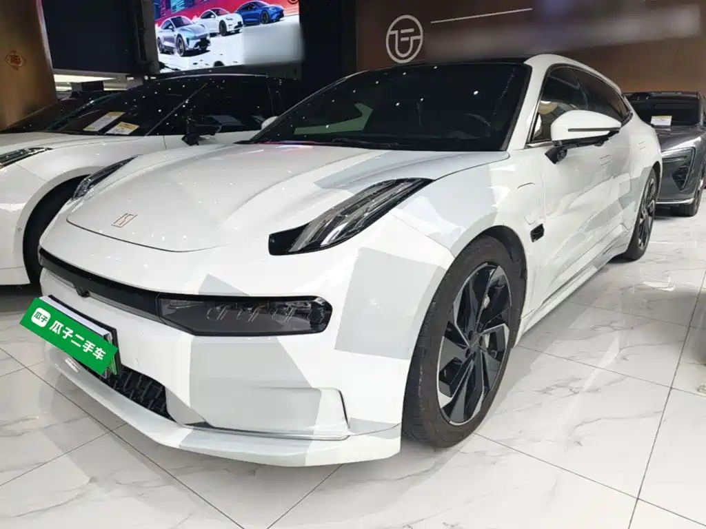 Zeekr 001 2022