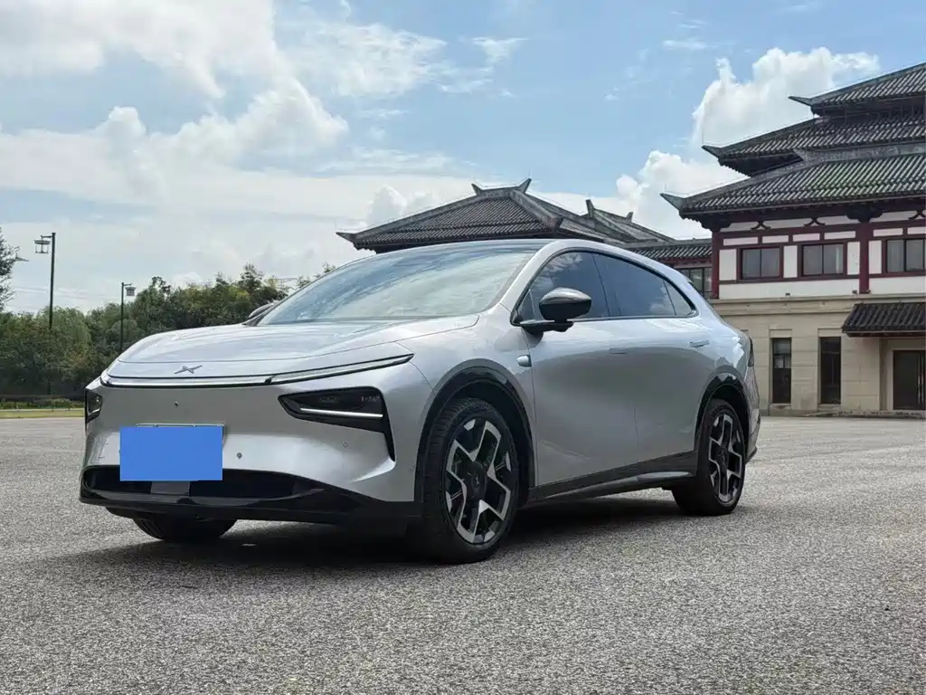 XPENG G7 2025