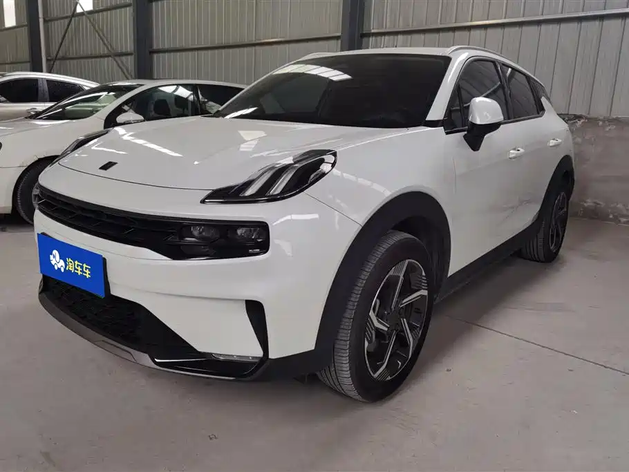 Lynk & Co 06 EM-P 2022