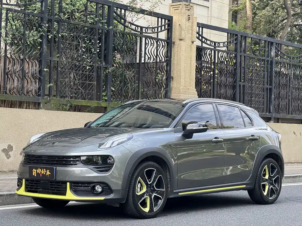Lynk & Co 02 2022