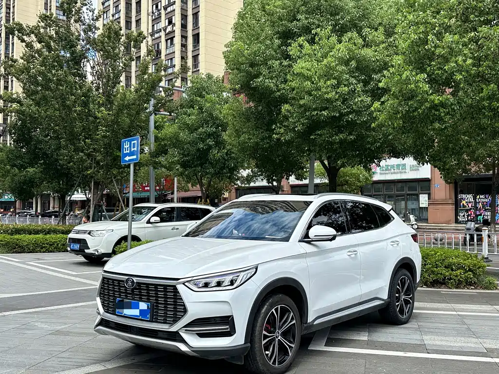 BYD PLUS 2021
