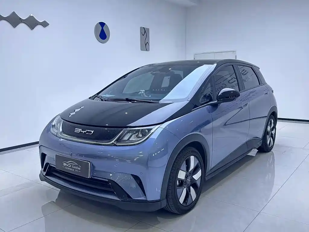 BYD Dolphin 2023