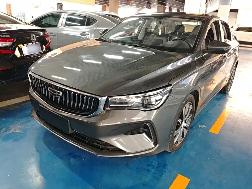 Geely Emgrand 2024