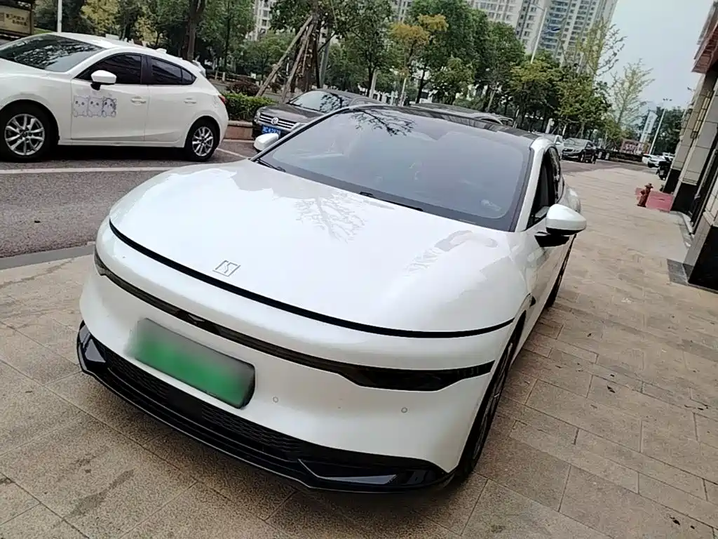 Zeekr 007 2024