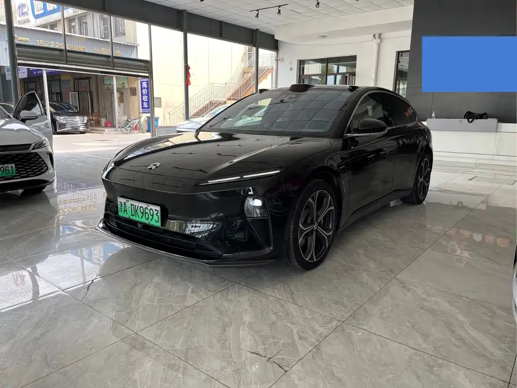 NIO ET5T 2023