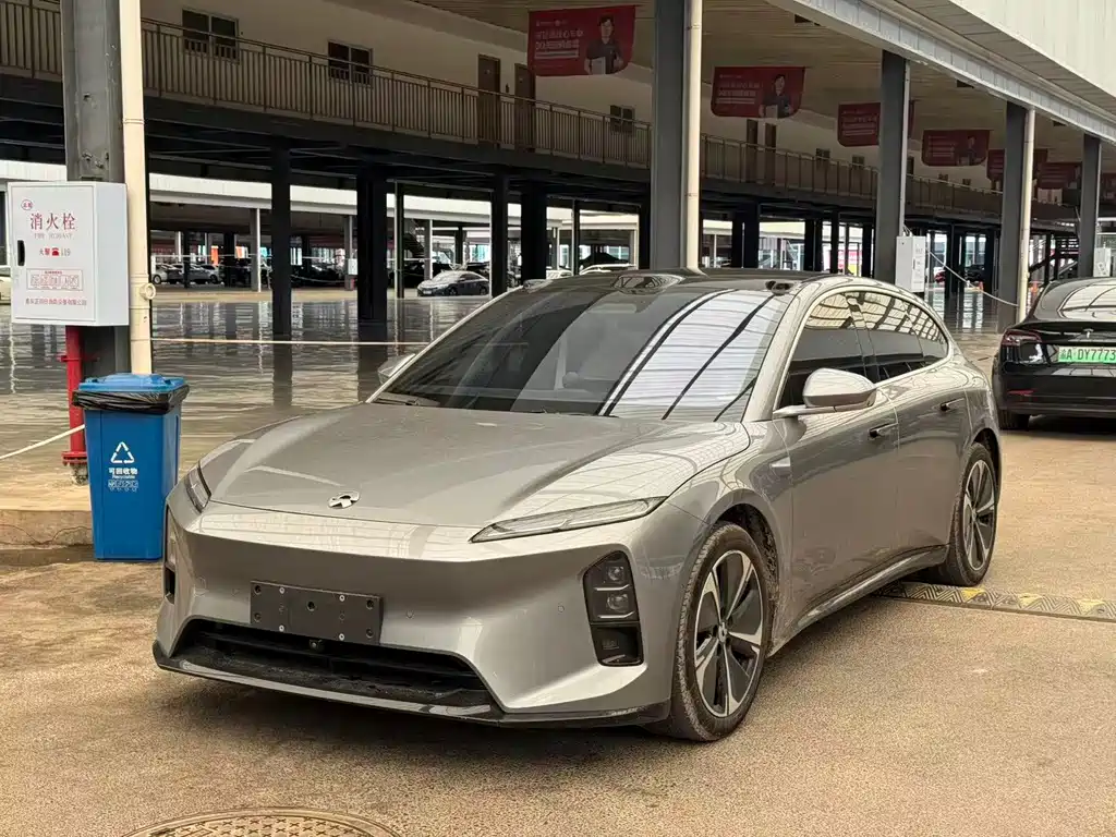 NIO ET5T 2025