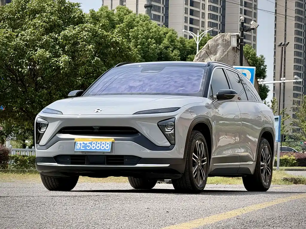 NIO ES6 2020