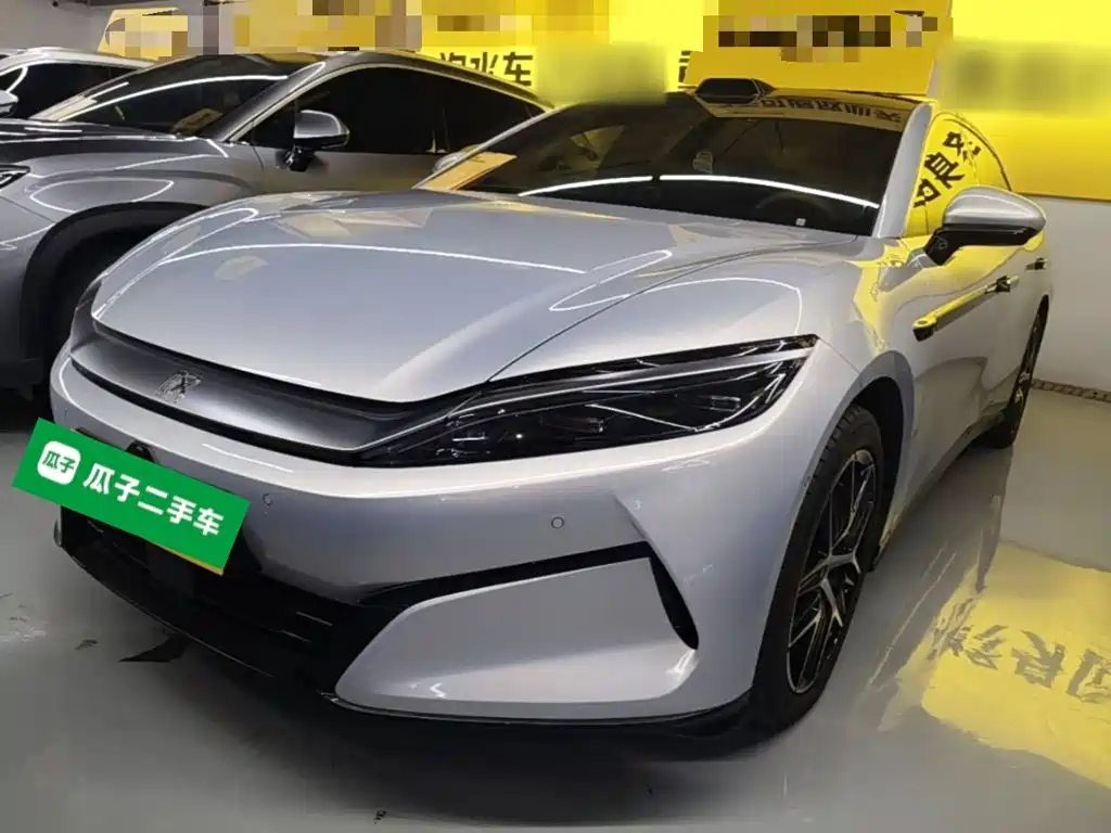 BYD Han L 2025