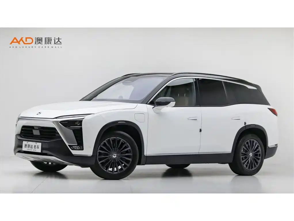 NIO ES8 2021