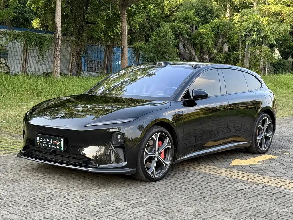 NIO ET5T 2024