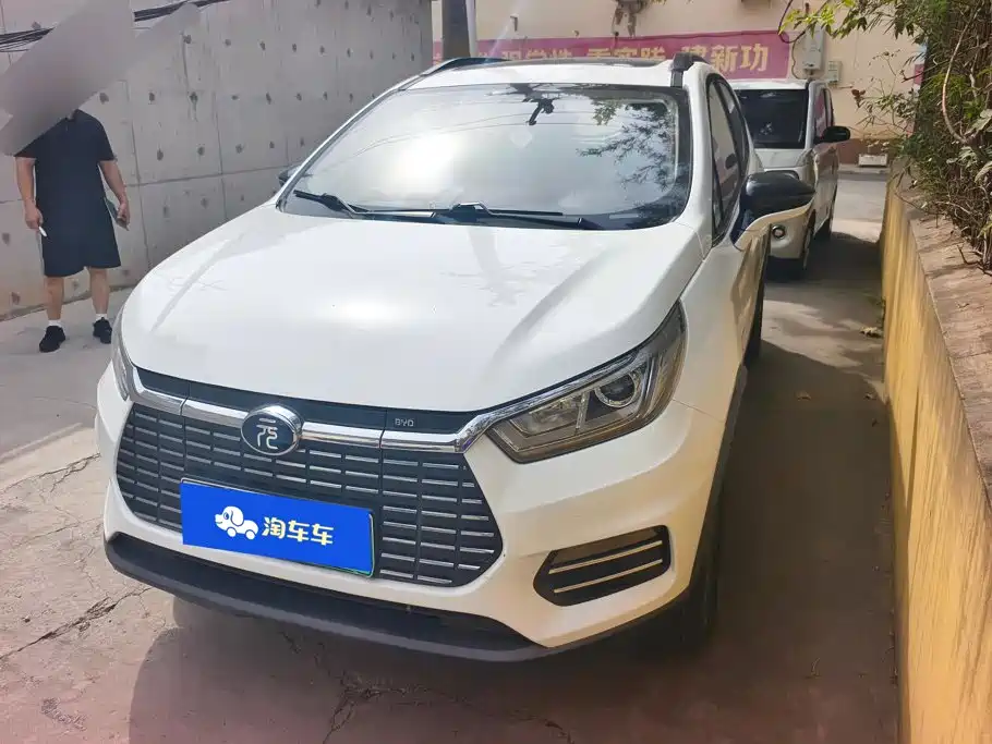 BYD Yuan EV 2018