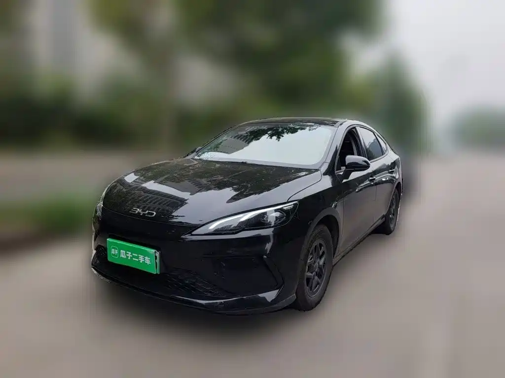 BYD Seal 05 DM-i 2025