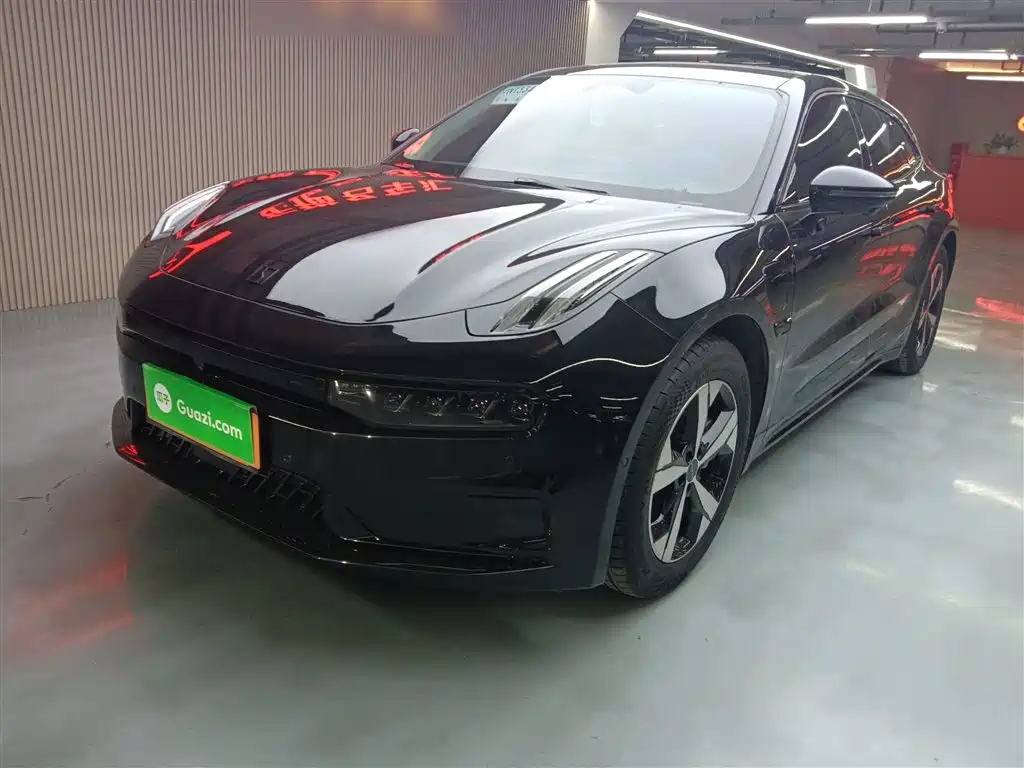 Zeekr 001 2023