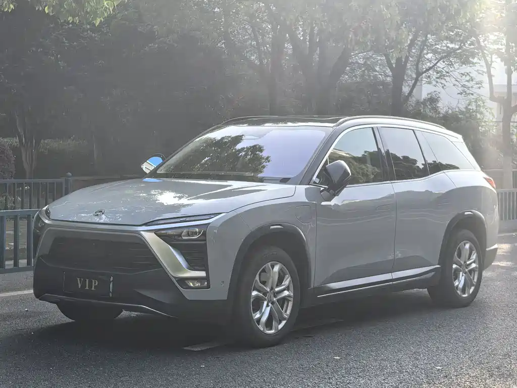 NIO ES8 2019