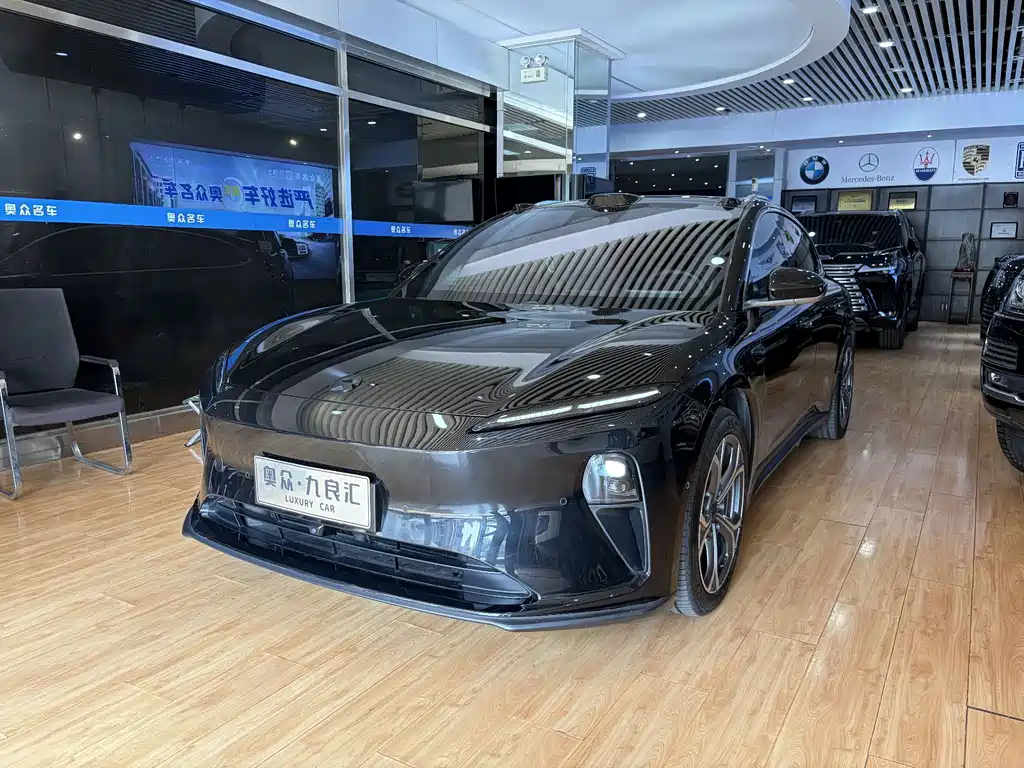 NIO ET5T 2024