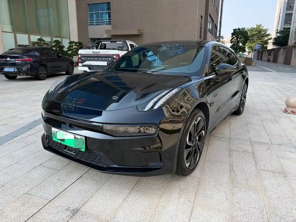 Zeekr 001 2023