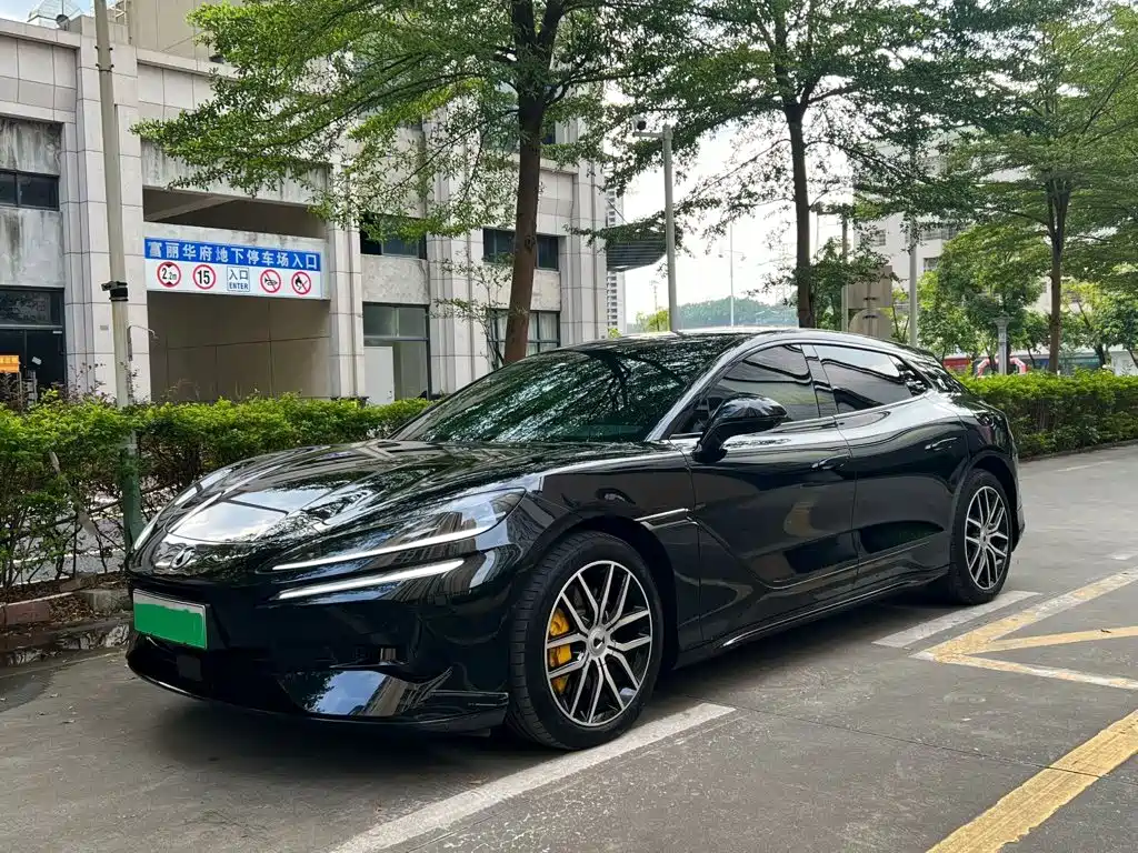 Denza Denza Z9GT 2024