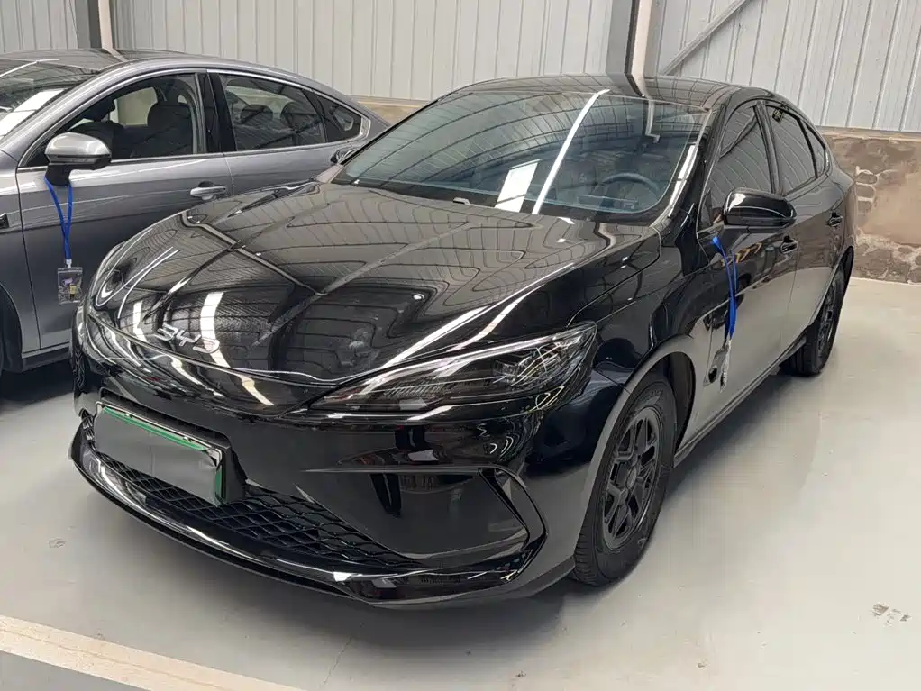 BYD Seal 05 DM-i 2025