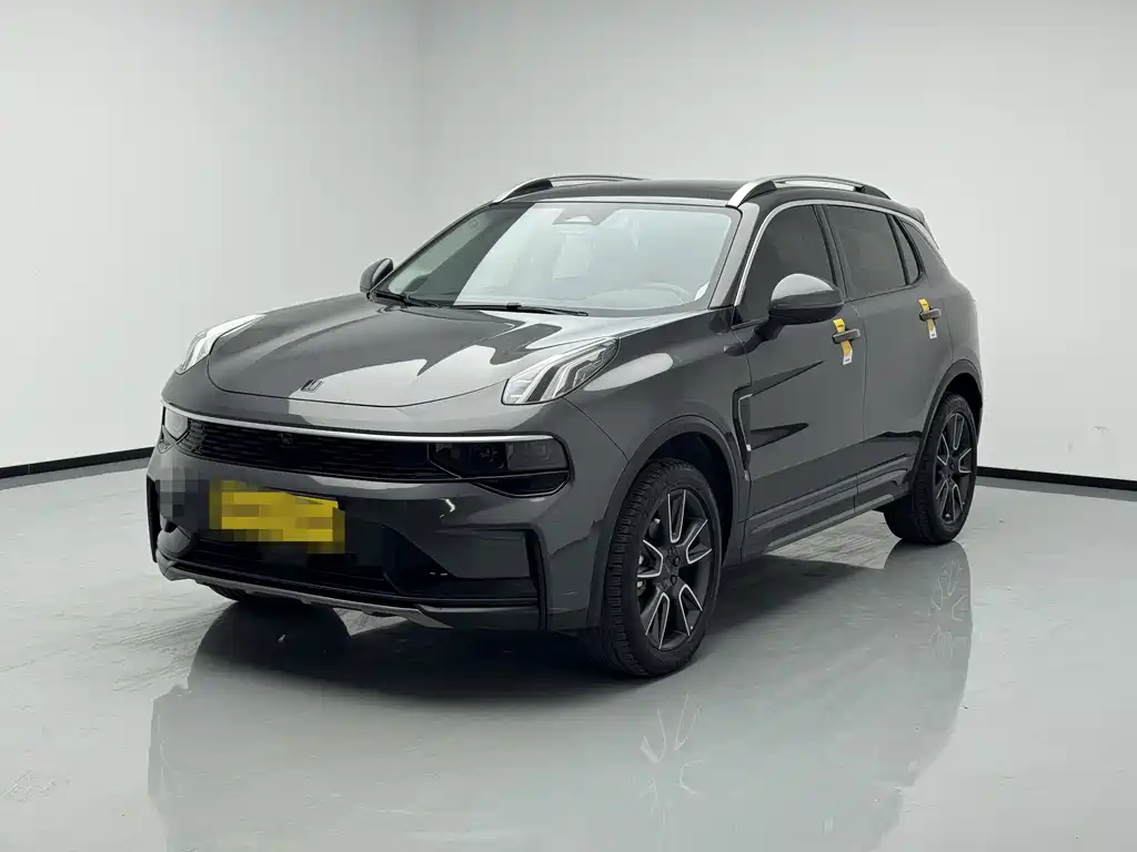 Lynk & Co 01 2022