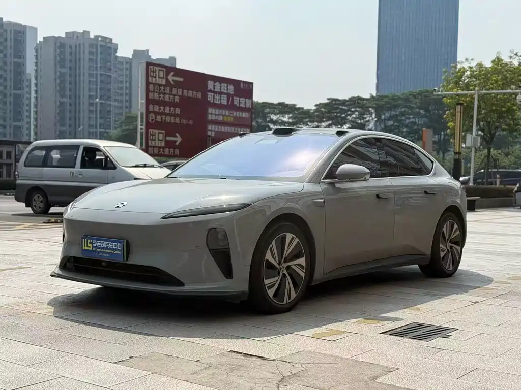 NIO ET5 2024