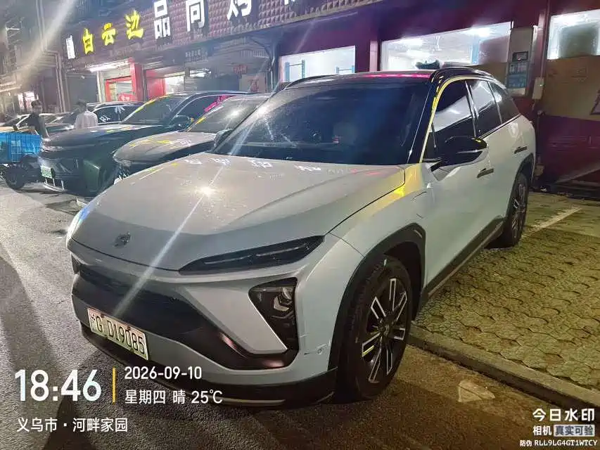 NIO ES6 2021