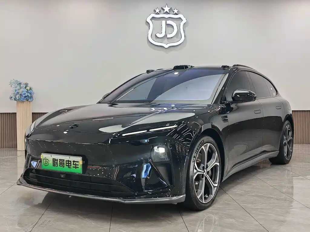 NIO ET5T 2024