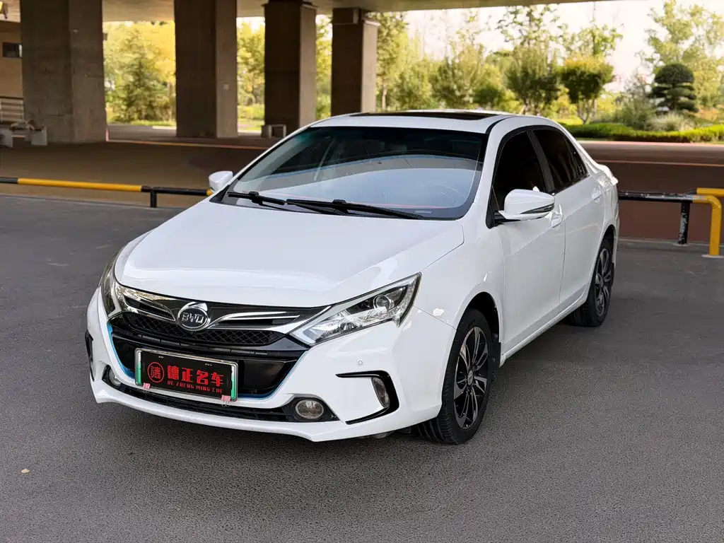 BYD Qin NEV 2015