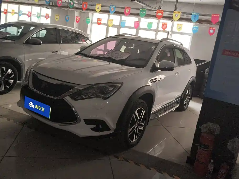 BYD Tang New Energy 2015