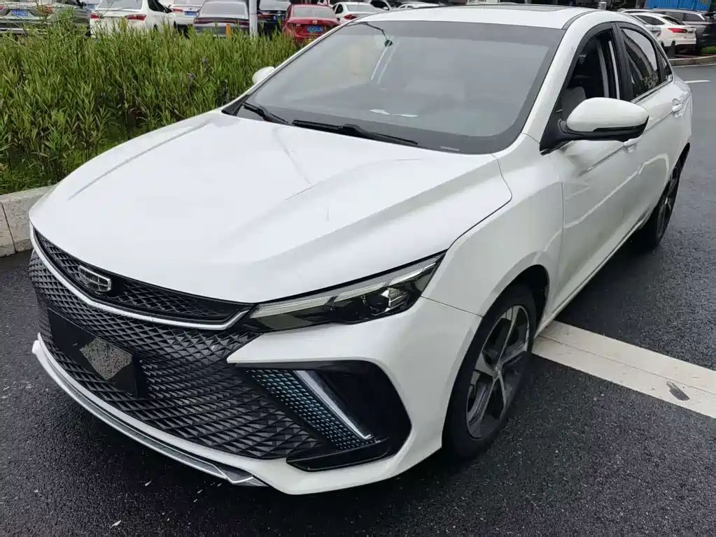 Geely Emgrand L 2022