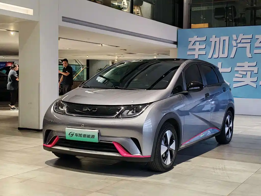 BYD Dolphin 2023