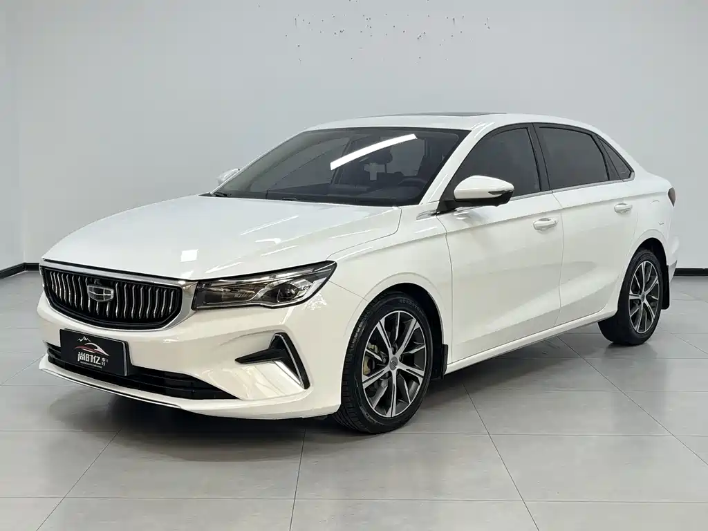 Geely Emgrand 2022
