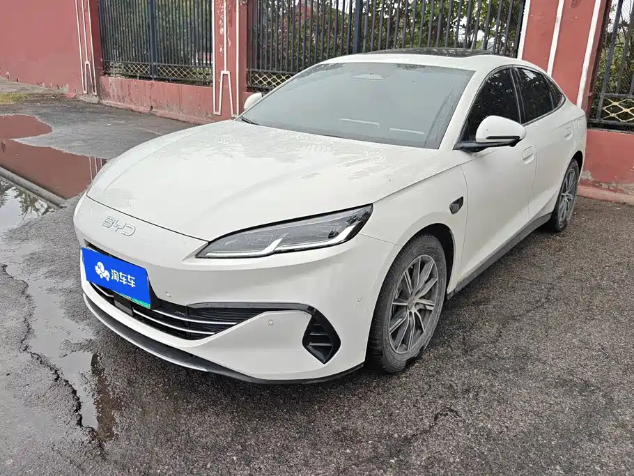 BYD Seal 06 2025