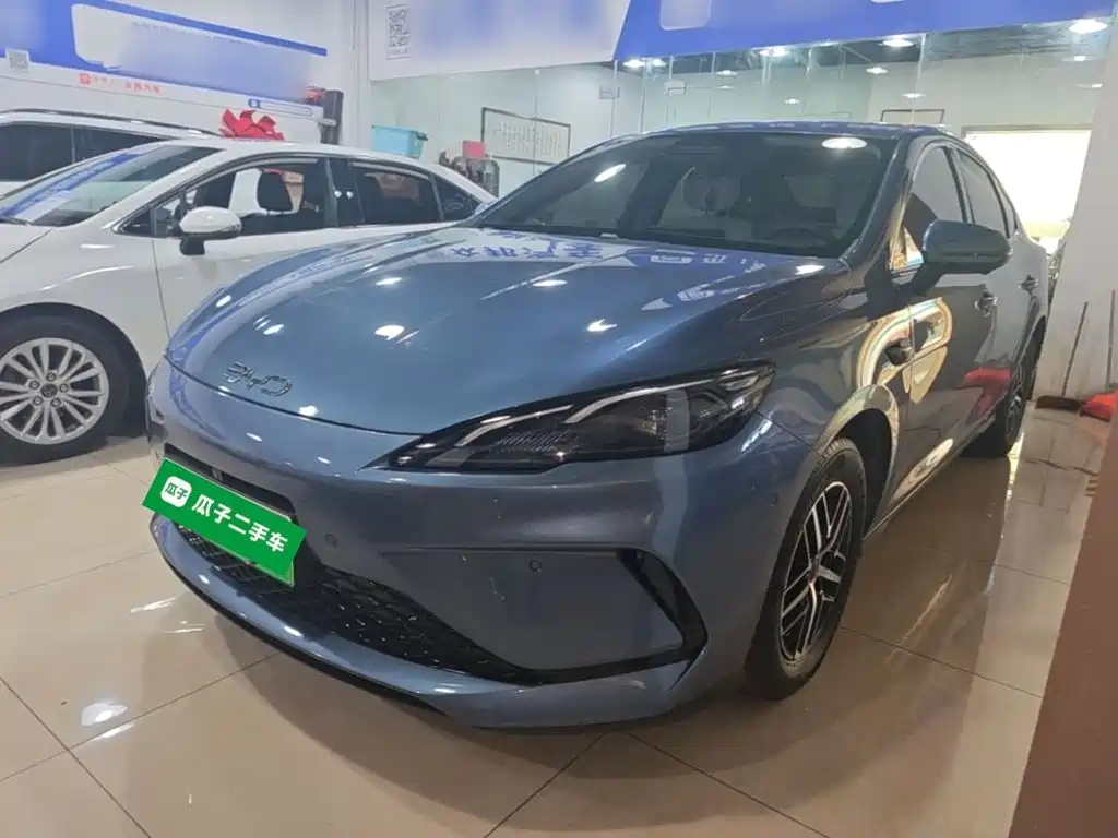BYD Seal 05 DM-i 2025