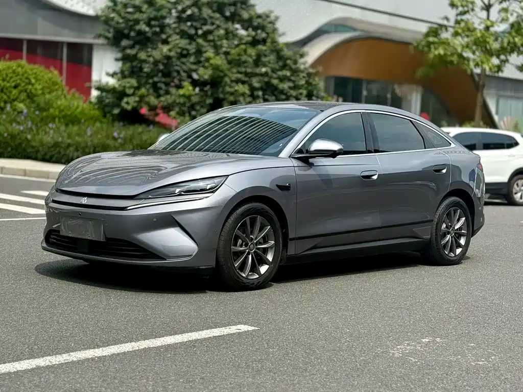 BYD Qin L 2025