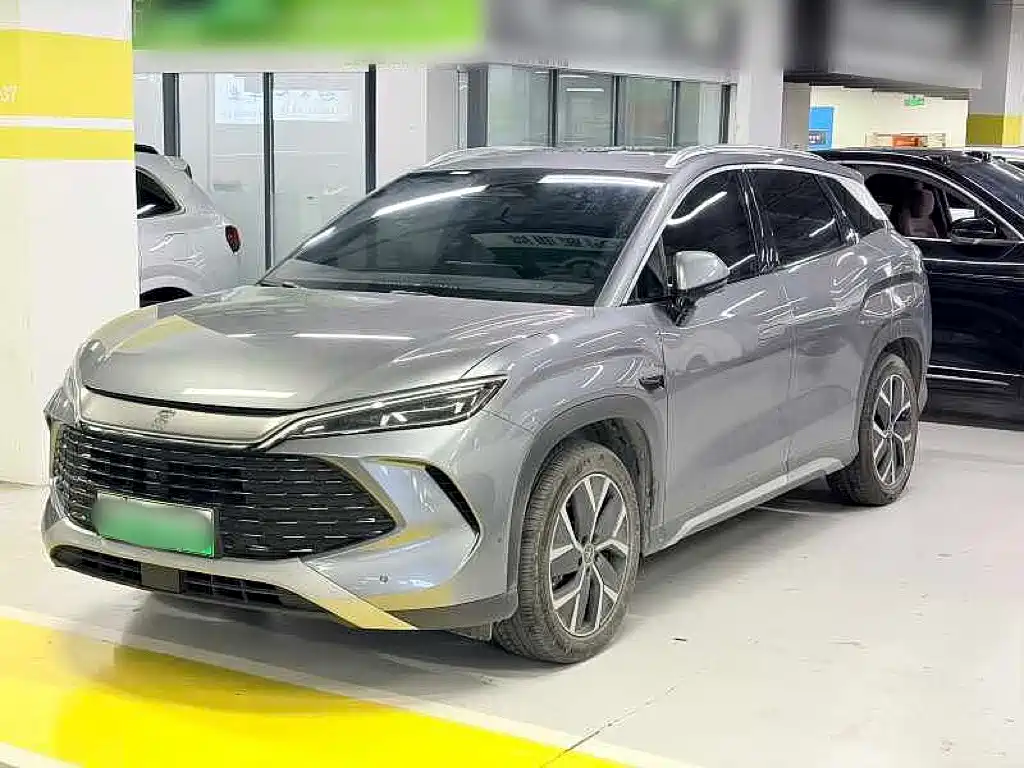 BYD L DM-i 2025