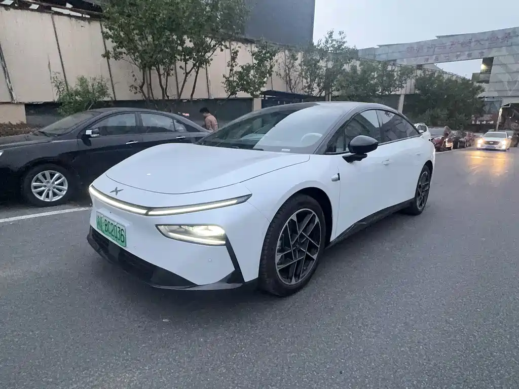 XPENG P7+ 2025
