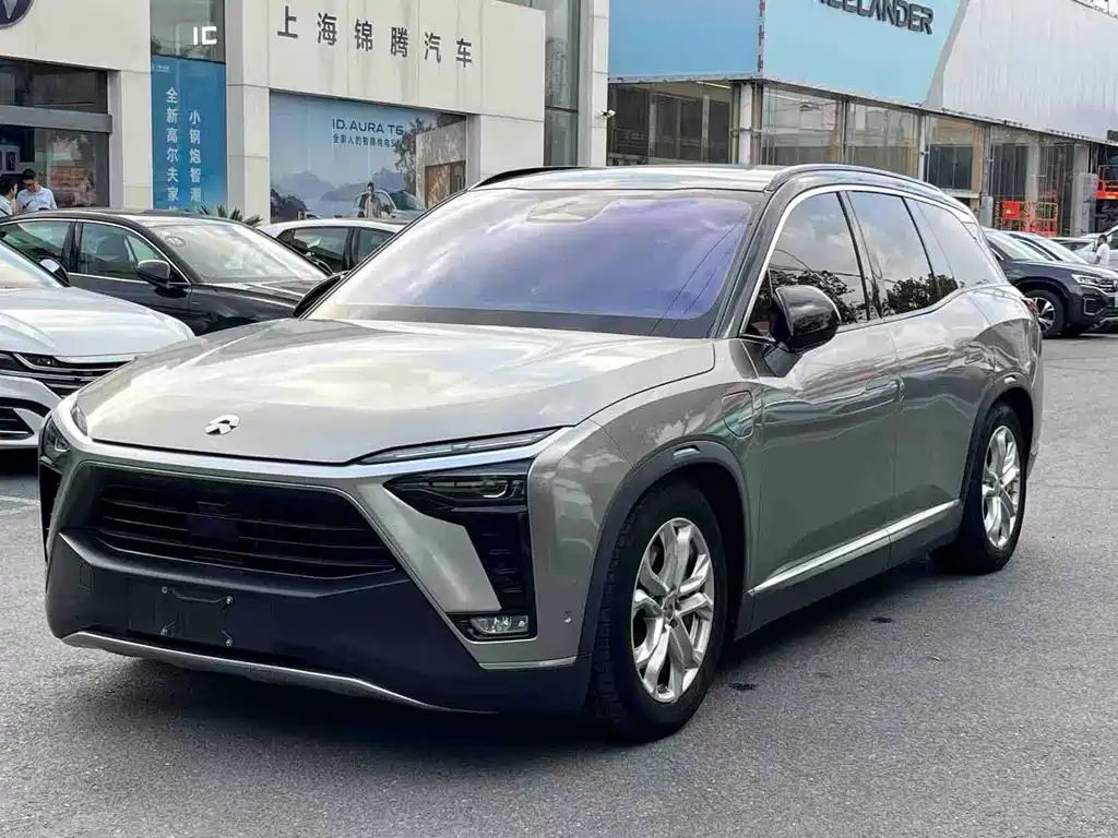 NIO ES8 2022