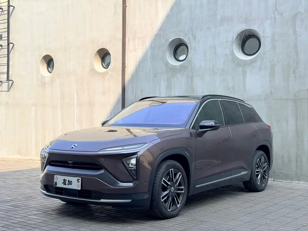 NIO ES6 2020