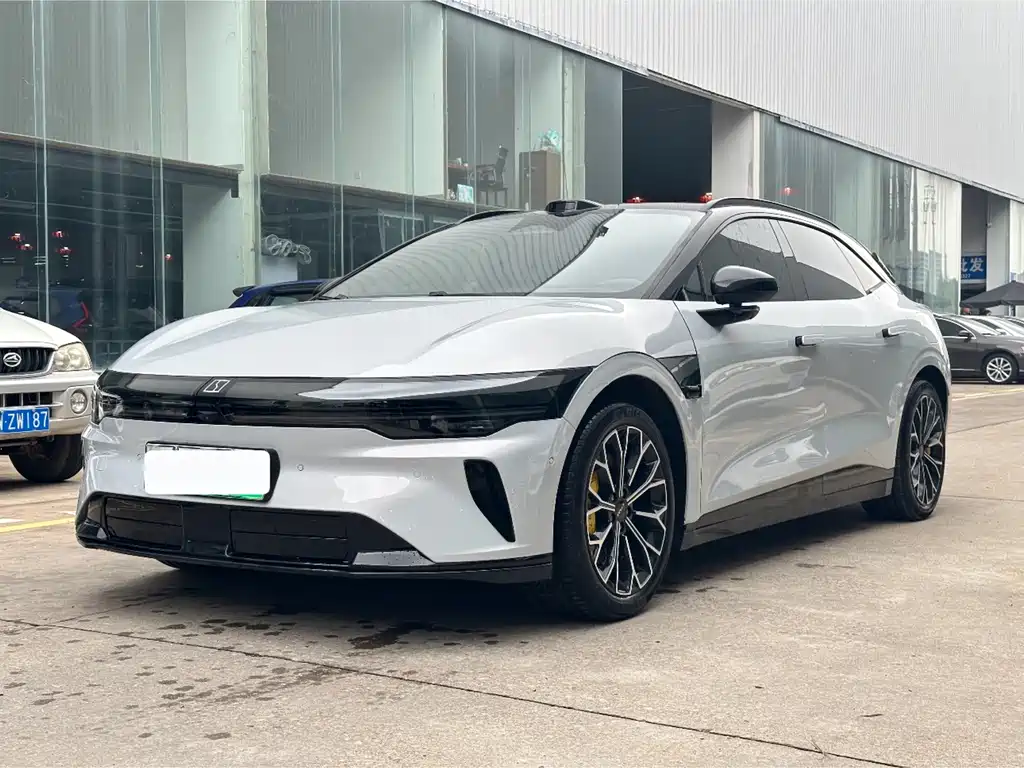 Zeekr 007GT 2025