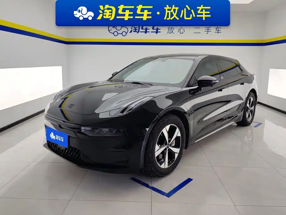 Zeekr 001 2024