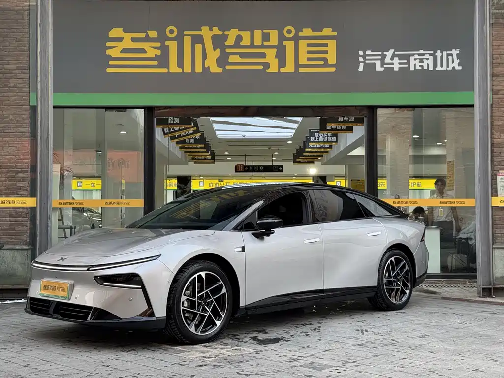 XPENG P7+ 2025
