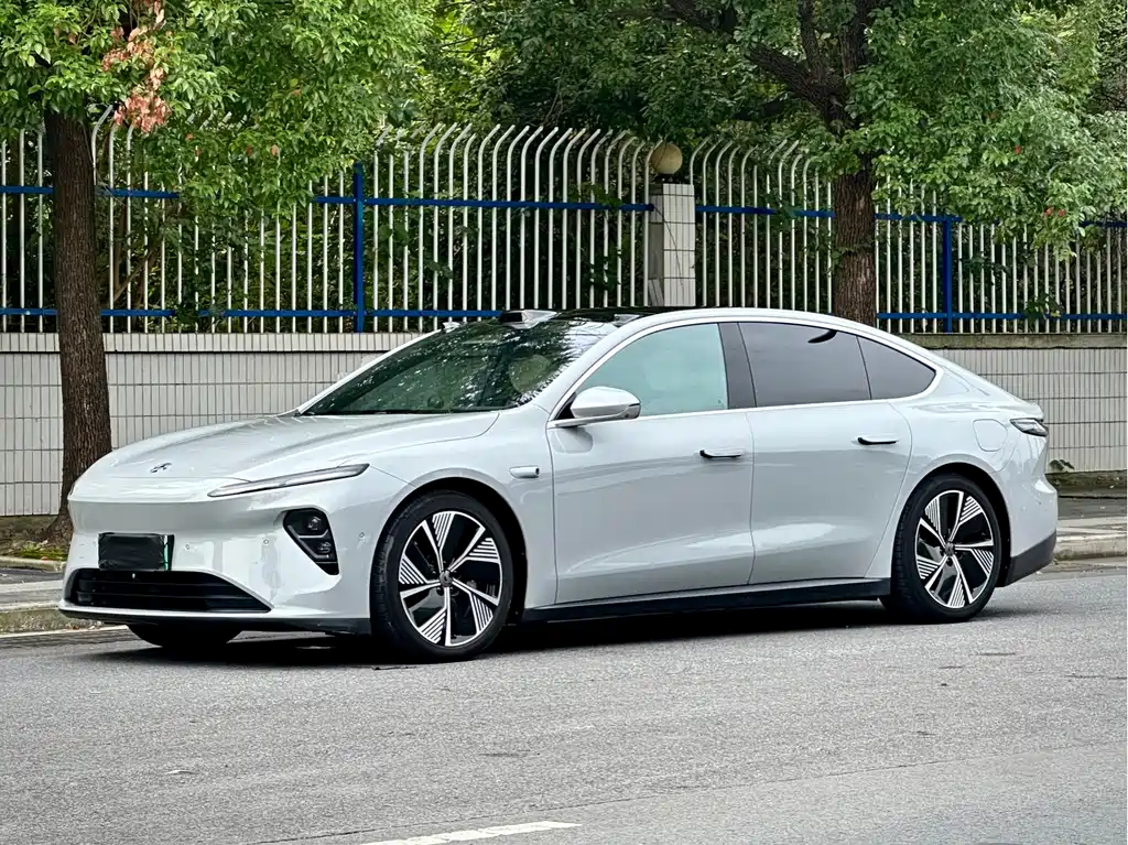 NIO ET7 2023