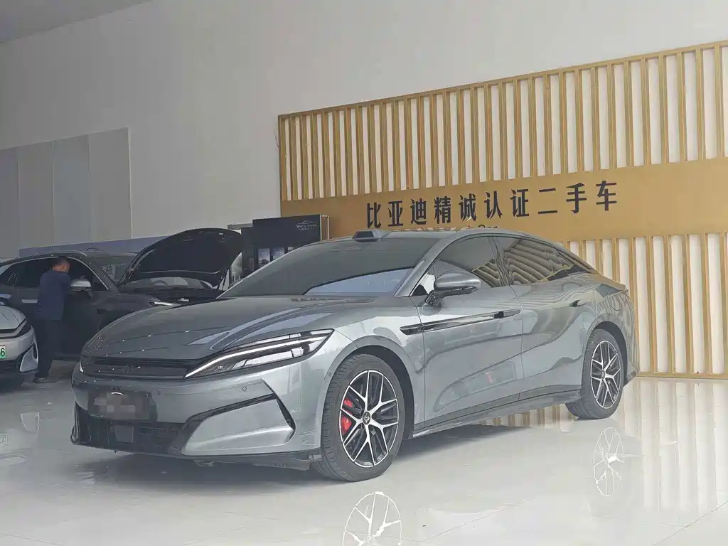 BYD Han L 2025