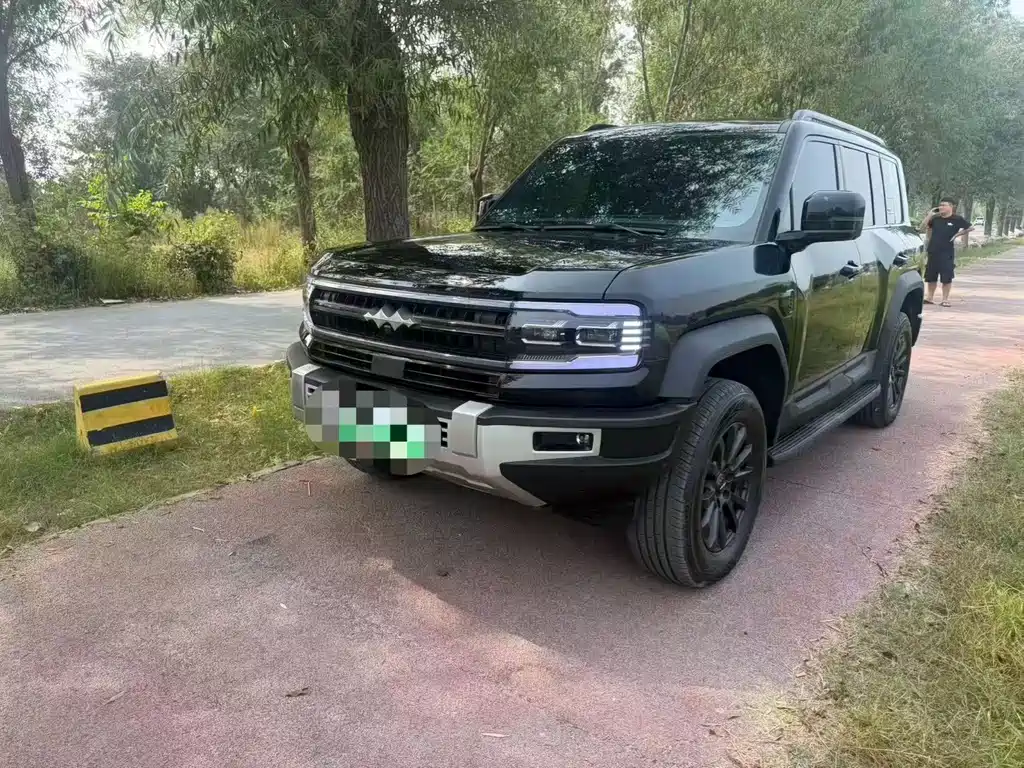 Fang Cheng Bao Leopard 5 2025