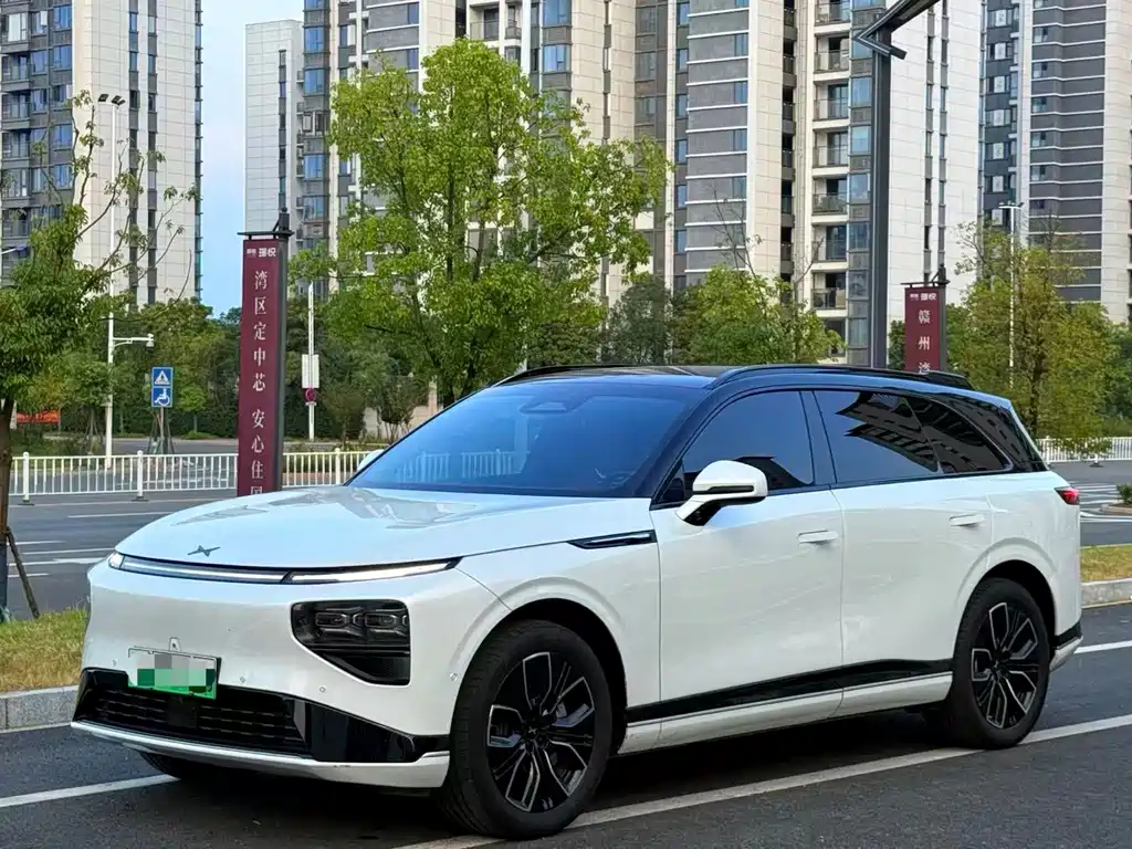 XPENG G9 2025