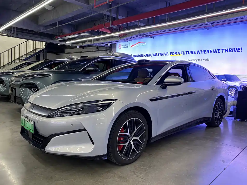 BYD Han L 2025