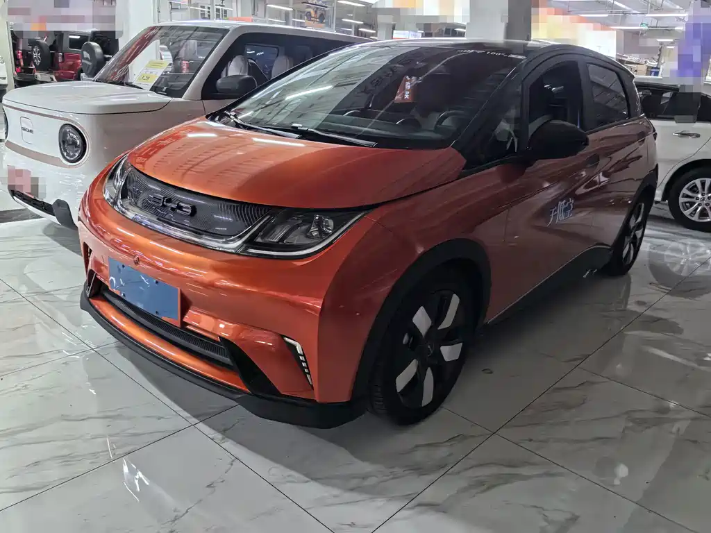 BYD Dolphin 2023