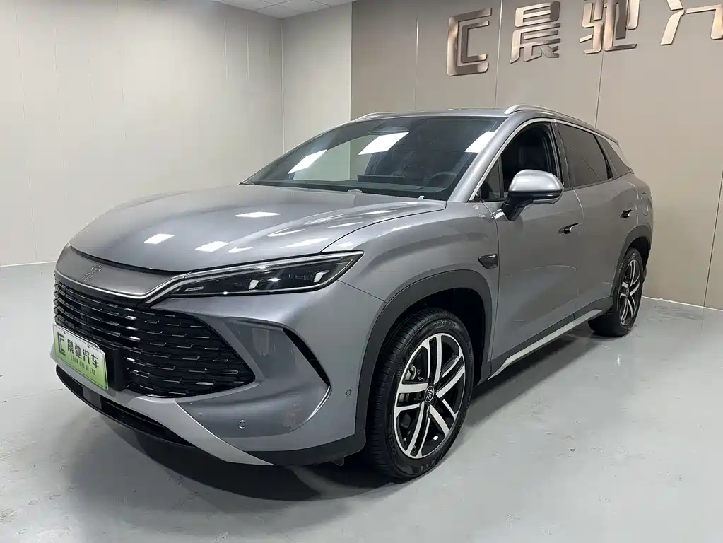 BYD L DM-i 2026