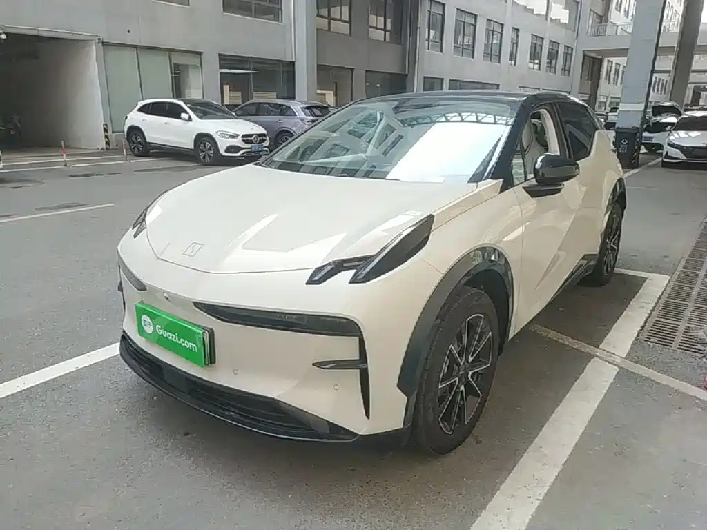 Zeekr X 2024